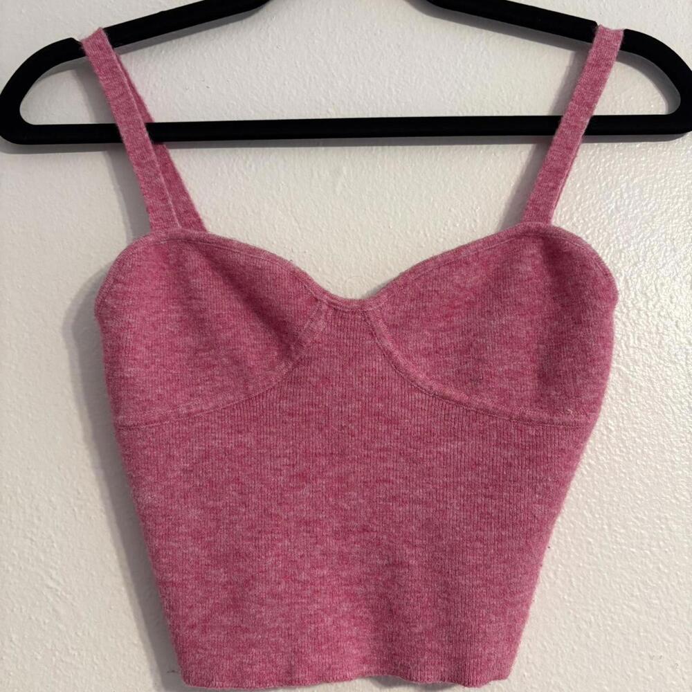 Aritzia Pink cropped knit tank top